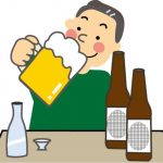 ビールや日本酒を飲む男性